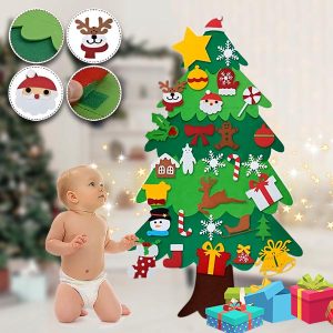 Vildist jõulupuu koos ehetega | FELTPINETREE